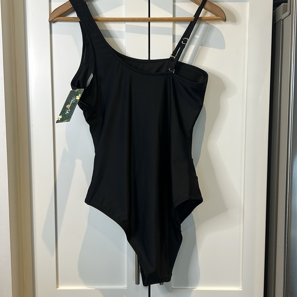 Blooming Jelly One Shoulder Slimming Black One Piece Swimsuit w/ Sheer Panels - Picture 8 of 12